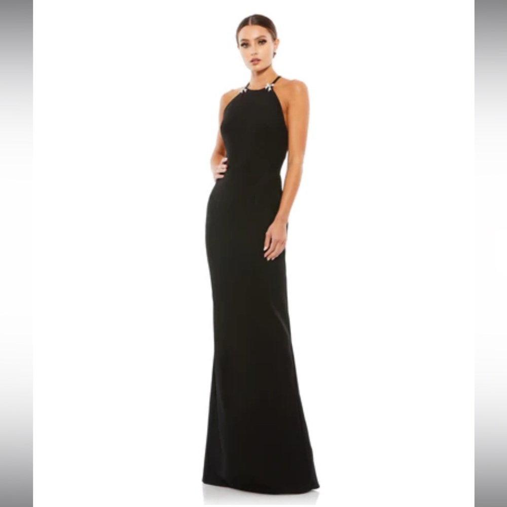 Mac Duggal Bow Halter Criss-Cross Column Gown - size 6